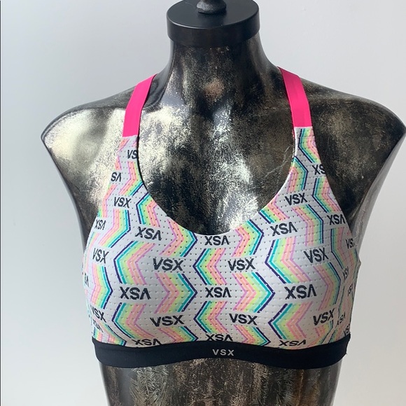 Victoria's Secret Other - Victoria's Secret Sports Bra 32C Victoria's Secret Other - Victoria's Secret Sports Bra 32C